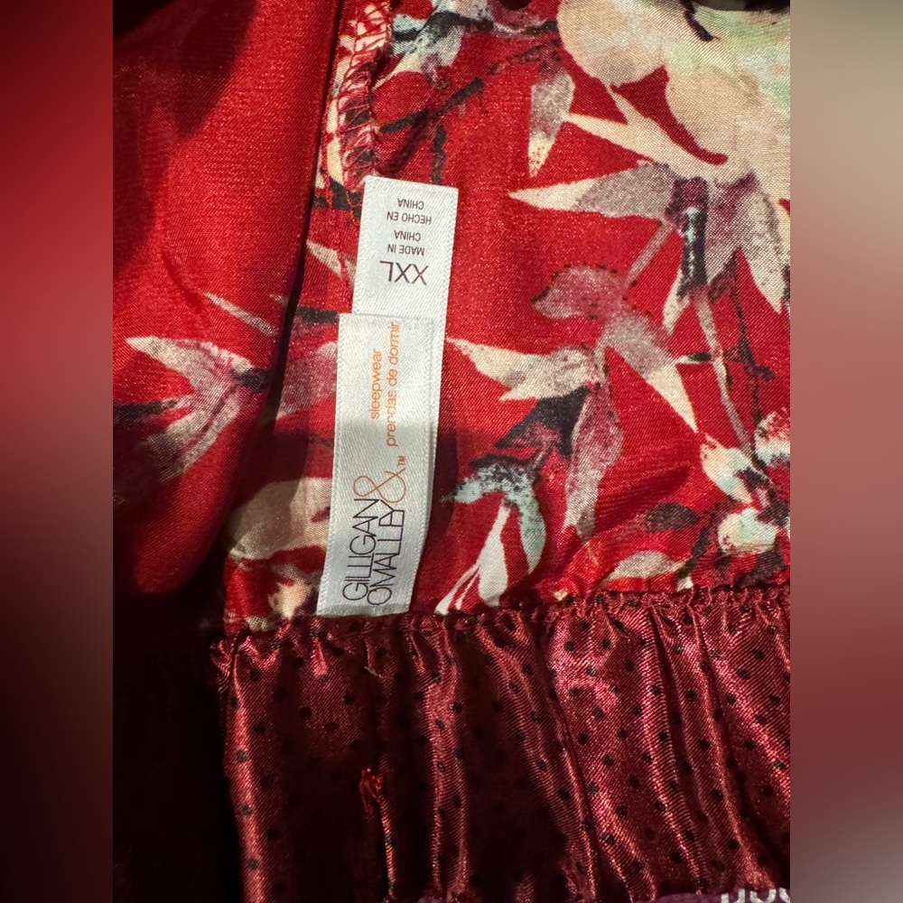 Gillian & O’Malley Pajama Bottoms red floral XXL